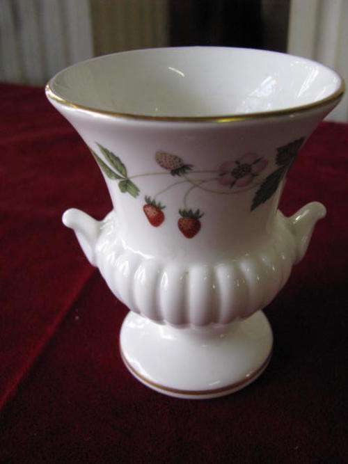 A  SMALL WEDGWOOD VASE FOR A SINGLE BLOSSOM .@ CRRAZZY R1 START..