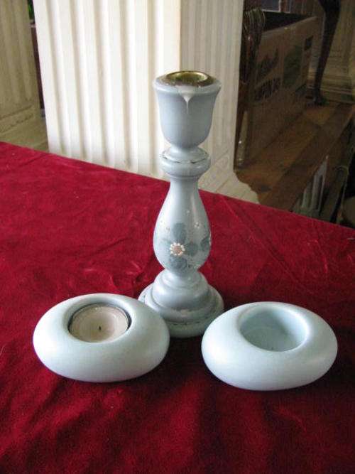 A JOBLOT OF 3 CANDLESTICKS..2 PORCELAIN AND ONE PAINTED WOOD......@ CRRRAAAZZZY R1 START..