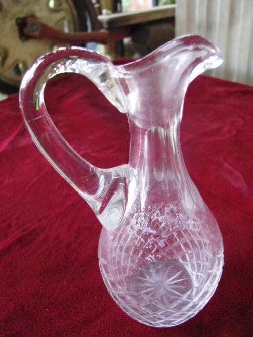 A CRYSTAL DECANTER.....SMALL , TO DECANT OLIVE OIL, BALSAMIC VINEGAR ETC