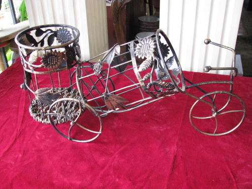 A TWO BOTTLE METAL WINE BOTTLE HOLDER...VINTAGE INTERESTING AND UNUSUAL  ITEM..@@@ CRAZZZY R1 START