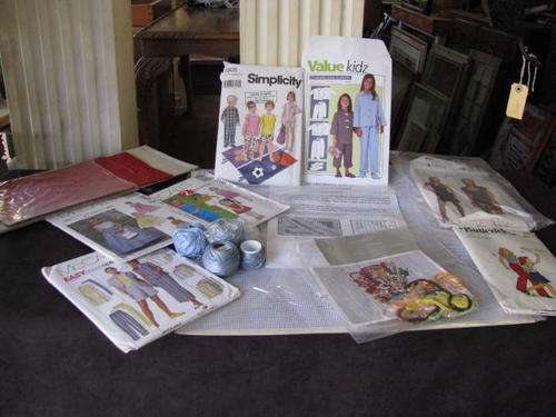 A JOBLOT OF VINTAGE SEWING ITEMS.. PATTERNS, TAPESTRIES, COTTON, ETC  @@@@CRRAAZZY R1 START..
