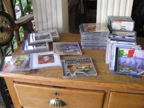 JOBLOT OF 39 CD'S.. ELVIS, SINATRA, LOUIS ARMSTRONG, ABBA..ETC..ALL FOR ONE BID @CRRAAZZY R1 START..