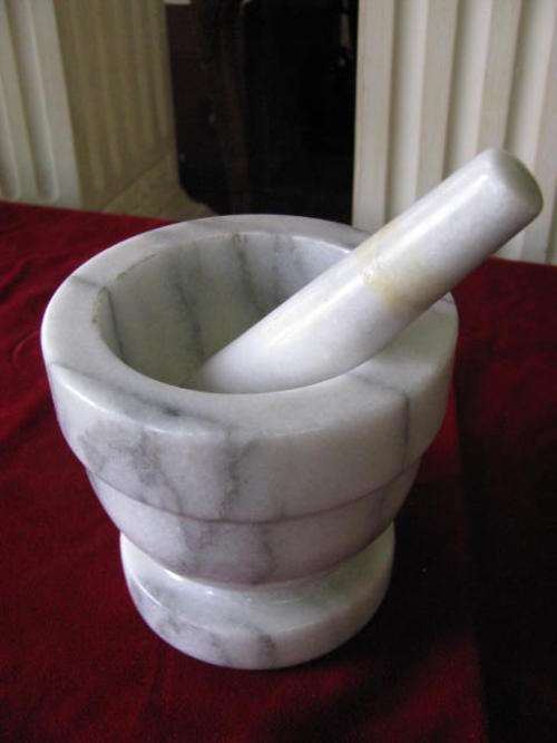 A MARBLE PESTLE AND MORTAR @ CRRRAAAAZZY R1 START