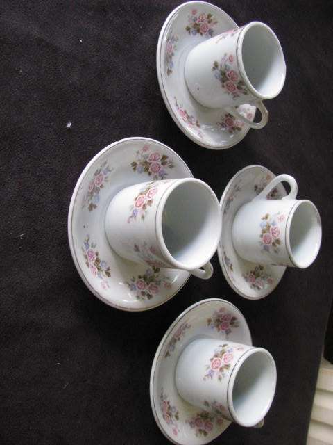 4 LOVELY SMALL DUO'S WITH ROSE DETAIL...BID PER EACH...@ CRRAAAZZY R1 START