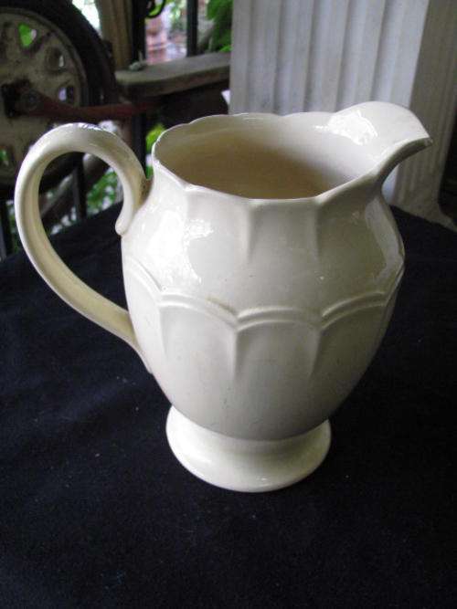 A LOVELY PALE LEMON ROYAL ART POTTERY ENGLAND LARGE JUG@CRRAAZY R1 START