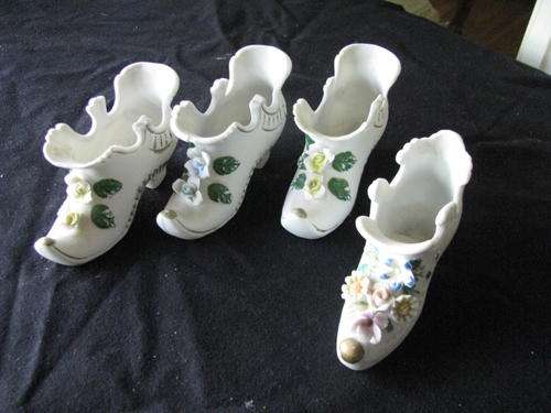 4 GORGEOUS LITTLE PORCELAIN SHOES ADORNED WITH FLOWERS @ CRRAAAZZY R1 START