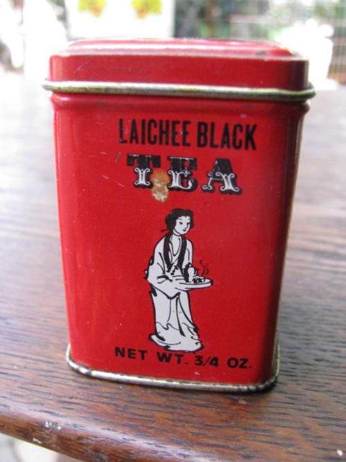 A VINTAGE LAICHEE BLACK TEA TIN WITH CONTENTS STILL INTACT  @CRRAAAZY R1 START