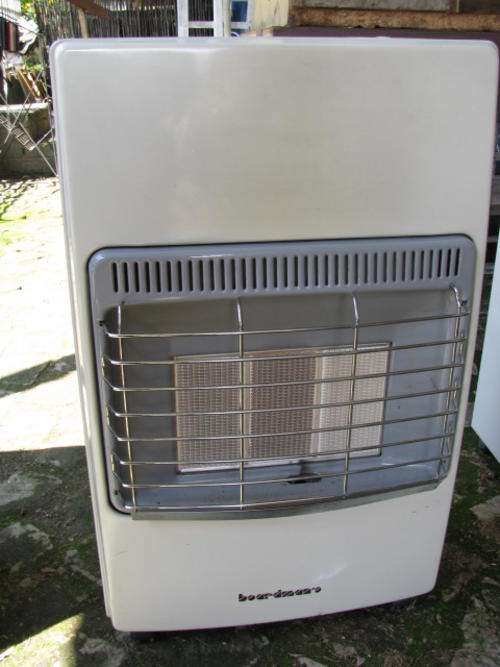 A BOARDMANS GAS HEATER (2)