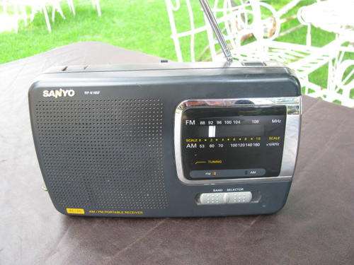 A SANYO RP-6165F PORTABLE RADIO @CRAZY R1 START