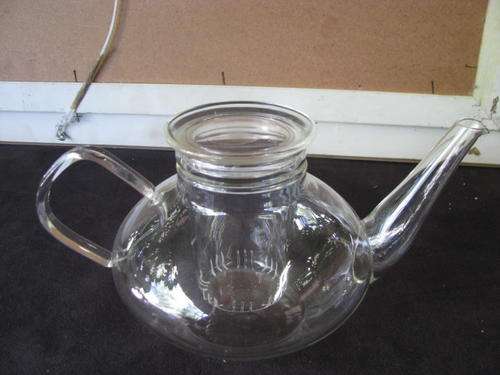 A GREAT FUNCTIONAL GLASS TEAPOT WITH GLASS STRAINER INSERT & LID..UNUSED @CRAZY R1 START
