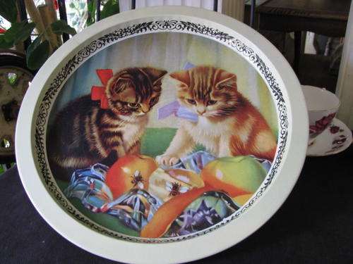 CUTE FACTOR IS HUGE !!!!!!!!!!!! A GORGEOUS VINTAGE TRAY WITH CAT PICTURE  @@@ CRAZY LOW START