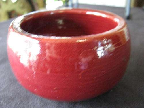 A VINTAGE BURGUNDY BOWL @@@ CRAZY LOW START