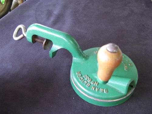 A SPONG & CO, ENGLAND BEAN SLICER IN GREAT CONDITION  @CRAZY R1 START