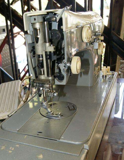 Vintage Necchi Supernova Ultra Sewing Machine Made in Italy
