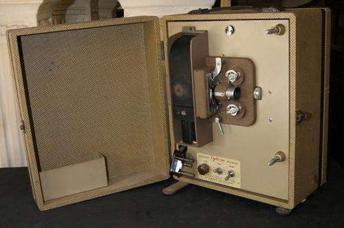 1930's Kodascope Eight-500 8mm Movie Projector