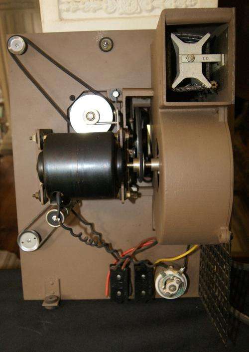 Vintage 1950's Kodak Kodascope Eight-500 8mm Movie Projector
