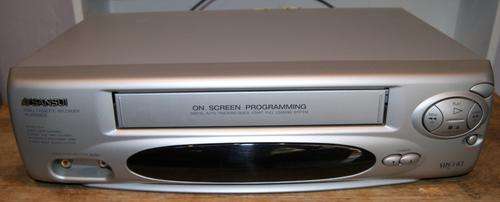 Sansui Silver VHS Video Machine