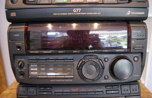 Sony MHC-77 Music HiFi System  (1 Seaker)