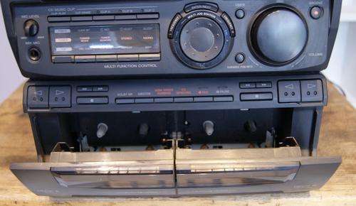 Sony MHC-77 Music HiFi System  (1 Seaker)