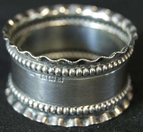 Vintage 1909 Birmingham Hallmarked Silver Christening Bangle - 20gms