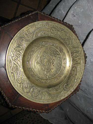 A CHINESE BRONZE STORK MOTIF HEAVY PLATE ..MING DYNASTY MARKS TO THE BASE