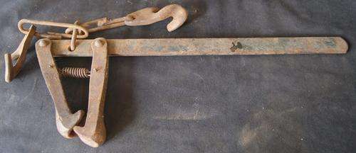 Vintage Donalds Cast Iron Auto Lever Chain Fence Stretcher Tool