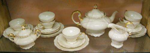 Vintage Rosenthal Pompadour Fine Bone China 6 Trios, Milk Jug, Sugar Bowl and Large Teapot Tea Set