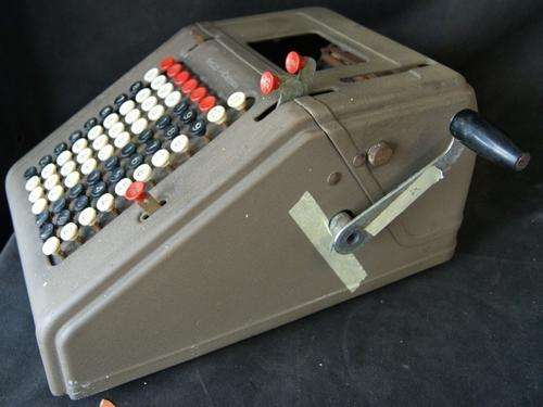 Vintage 1947 Smith Corona Portable Adding Machine