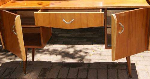 Vintage Art Deco Mirrored Glass Top Dressing Table