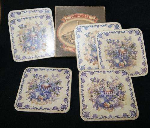 vintage  Set of 6 place mats........ solid mats...