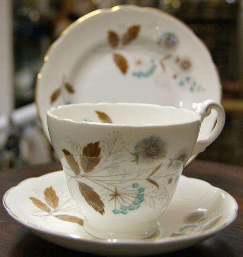 Vintage Regency Bone China Autumn Leaves Gold Trim Teacup Trio