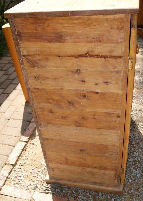 Vintage Solid Pine Wood Double Door Cabinet with Lid