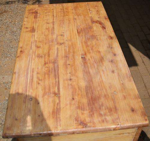 Vintage Solid Pine Wood Double Door Cabinet with Lid