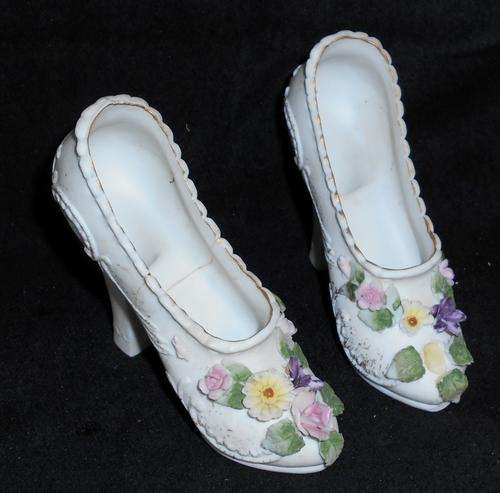 Vintage Balboa Porcelain Ornamental Pair of High Heel Shoes