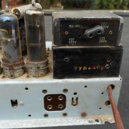 Vintage Vacuum Tube Radio