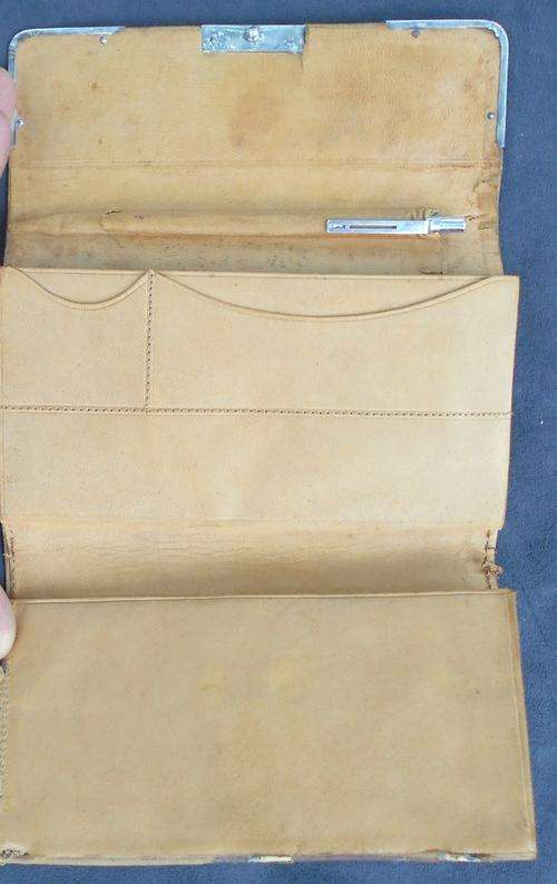 1910 Victorian London Hallmarked Sterling Silver Edged Leather Ladies Accordian Wallet