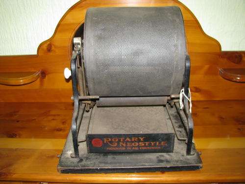 ANTIQUE DUPLICATING MACHINE........?? YOU DECIDE!!