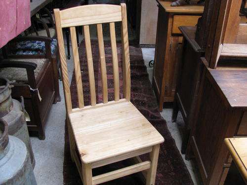 HIGHBACK CHAIR (4 AVAILABLE)