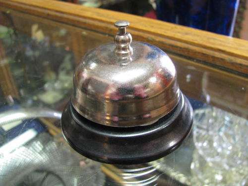 *** OLD COUNTERTOP BELL .....***