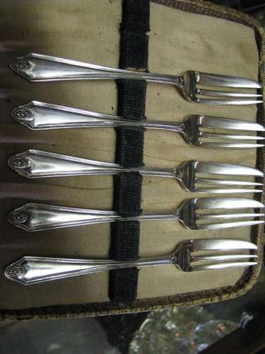 HALLMARKED 5 CAKE FORKS