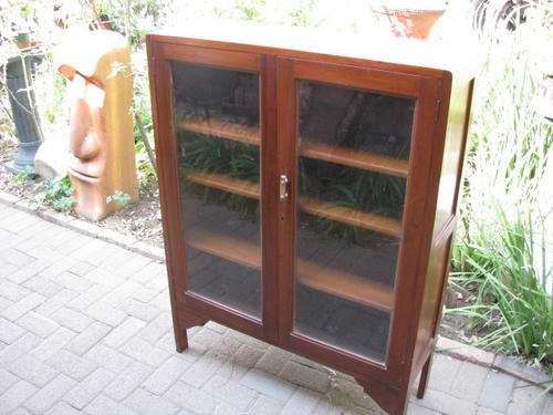 A LOVELY 1930'S TEAK BOOKCASE