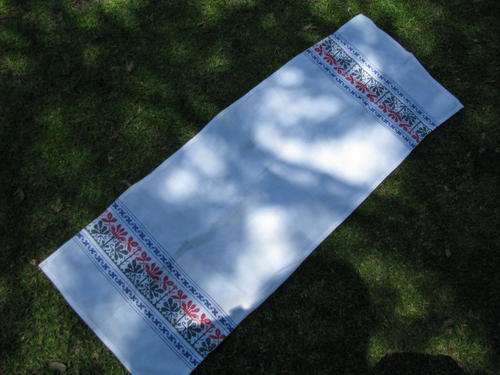 GORGEOUS OLD EMBROIDERED RUNNER