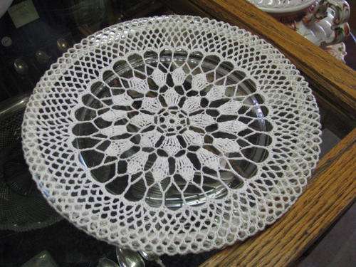 ROUND GLASS PLATE WITH LOVELY OLD HAND CROCHETED COVER