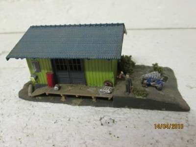 N SCALE : OFF-LOADING SHED - LOT 696H