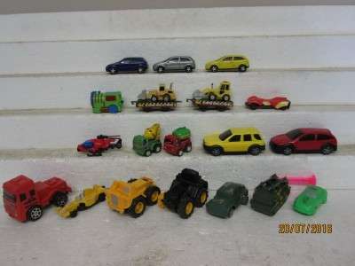 x19 PLASTIC CARS & TRUCKS - LOT 478J
