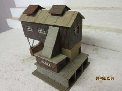 HO SCALE : MINE BUILDING - LOT 962J