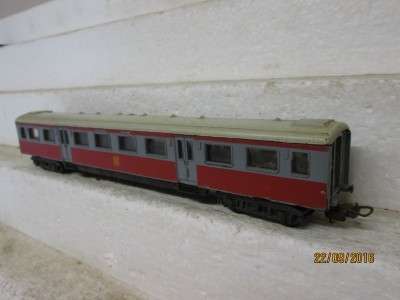 HO SCALE LIMA SAR PRETORIA SUBURBAN COACH - LOT 195K