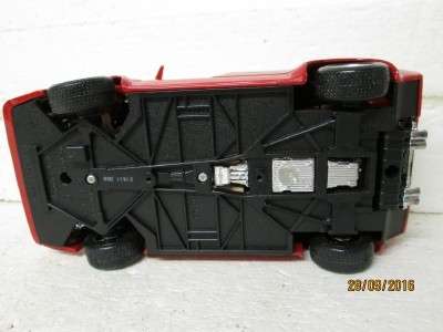 DIE CAST 1:24 SCALE LAMBORGHINI CONTACH - LOT 334K
