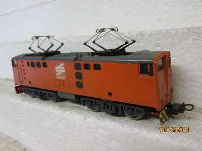 HO SCALE : LIMA SAR ORANGE 5E ELECTRIC LOCO - LOT 593K
