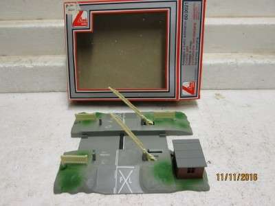 HO SCALE LIMA : CROSSING GATE - LOT 784K